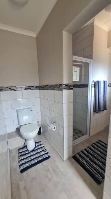 Rock Away Beach Condo. Хартенбос Екстериор снимка